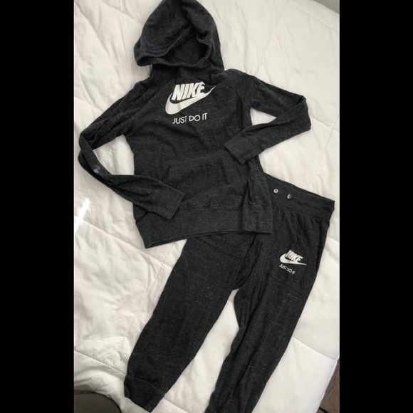 nike cotton sweat suits